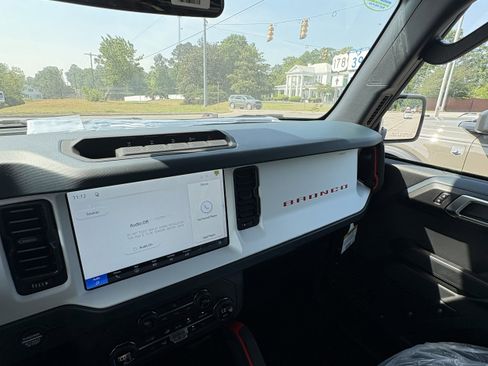 New 2026 Ford Bronco Heritage Edition image 21