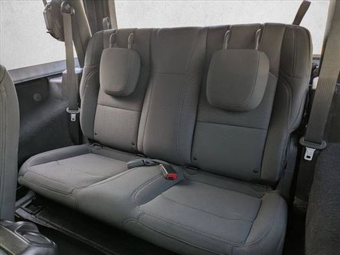 Used 2020 Jeep Wrangler Sport image 18