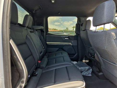 New 2026 GMC Sierra EV Elevation w/ Premium Package AWD/4WD image 28