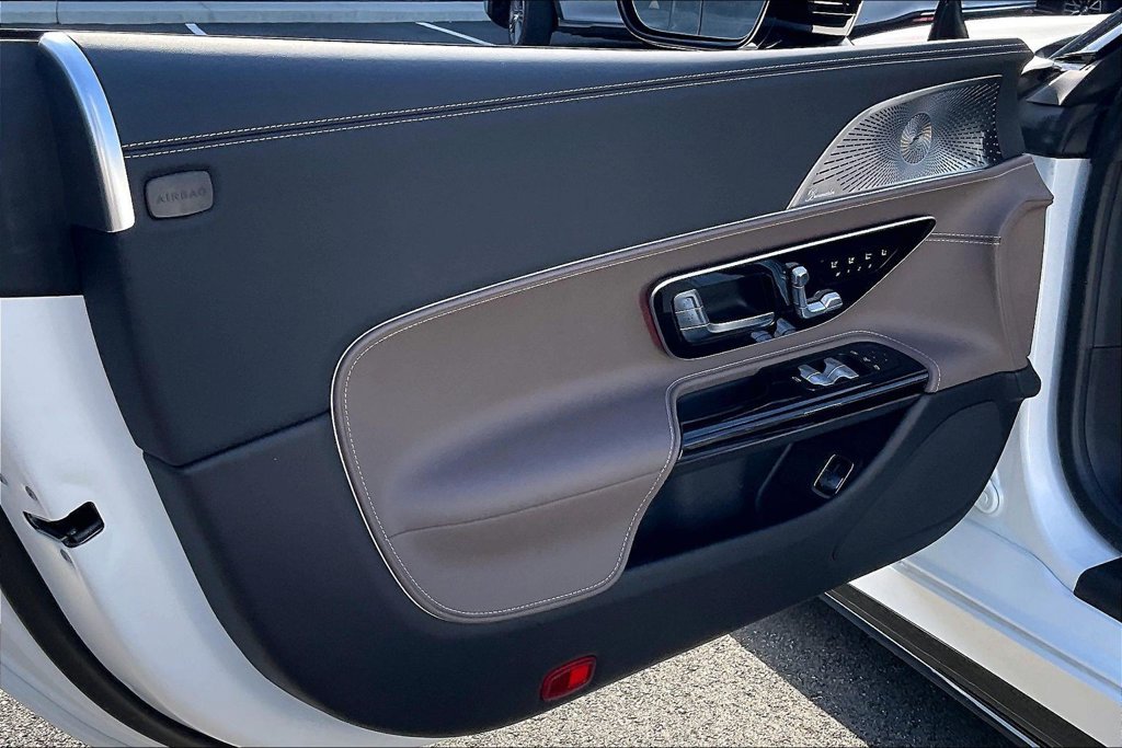 Certified 2022 Mercedes-Benz SL 55 AMG 4MATIC image 15