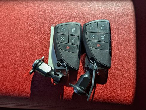 Used 2024 Chevrolet Blazer EV RS image 36