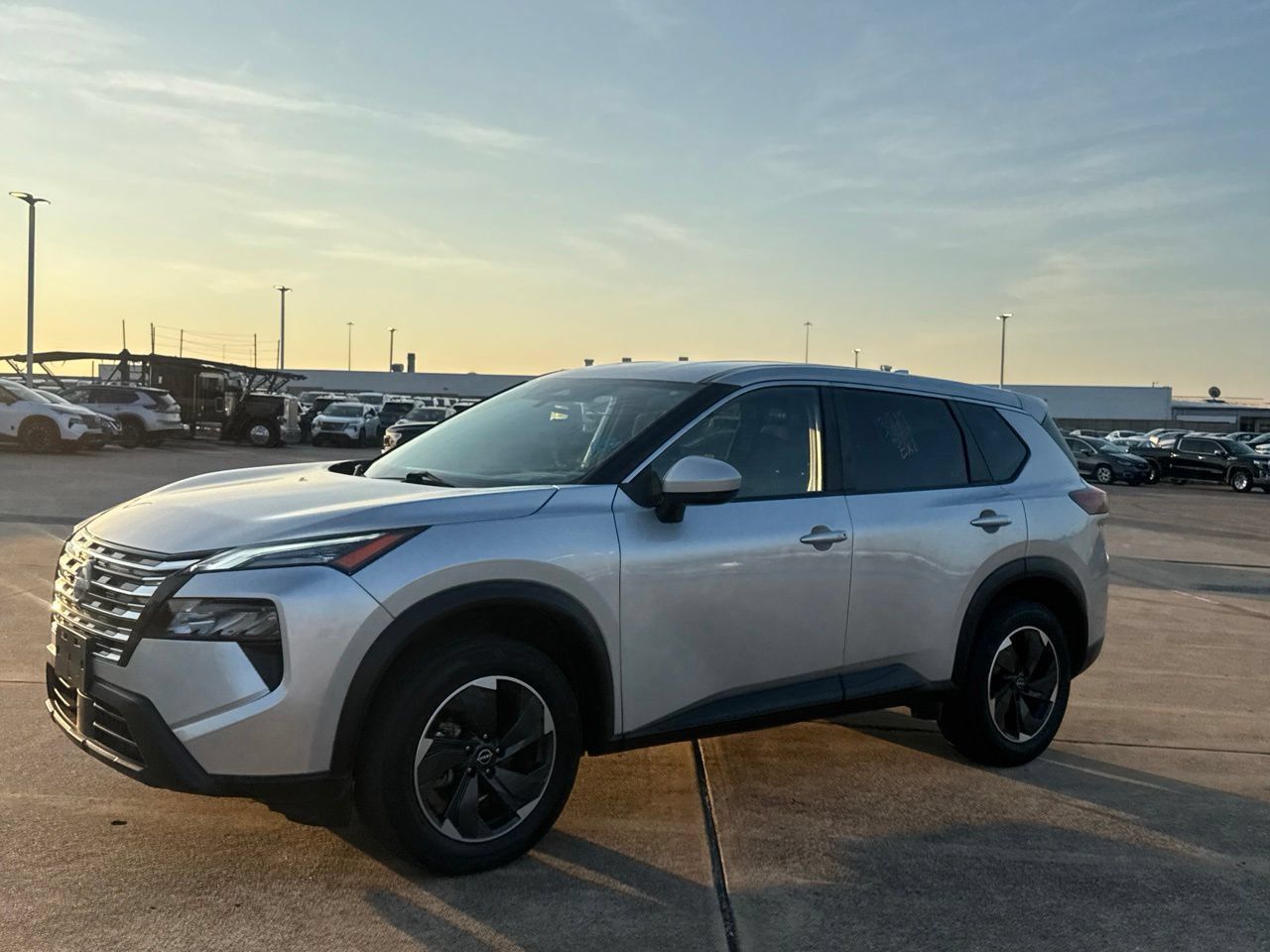 Certified 2024 Nissan Rogue SV AWD/4WD image 10