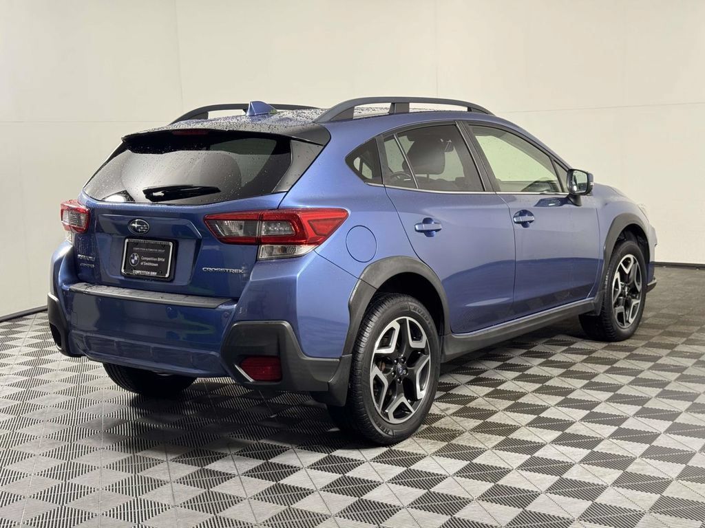 Used 2020 Subaru Crosstrek 2.0i Limited w/ Moonroof Package w/Navigation AWD/4WD image 10