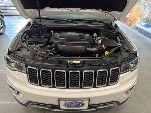 Used 2020 Jeep Grand Cherokee Limited AWD/4WD image 57
