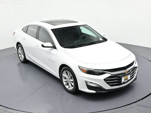 Used 2024 Chevrolet Malibu LT FWD image 14
