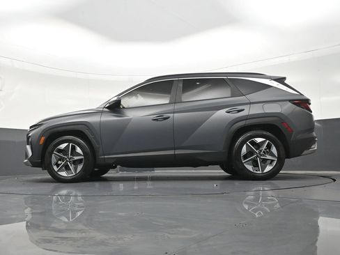 Used 2025 Hyundai Tucson SEL FWD image 30