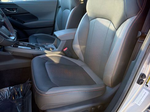 Certified 2025 Subaru Crosstrek 2.5i Limited image 17