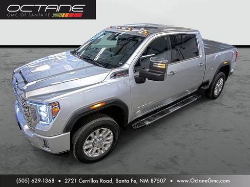 Used 2022 GMC Sierra 2500 Denali AWD/4WD image 1