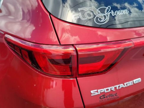Used 2019 Kia Sportage LX w/ Option Group 017 FWD image 10