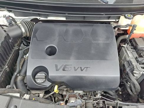 Certified 2021 Chevrolet Traverse LT AWD/4WD image 27