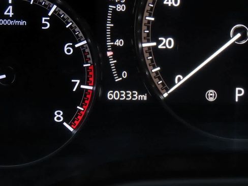 Used 2020 MAZDA MAZDA3 Hatchback w/ Preferred Package image 24