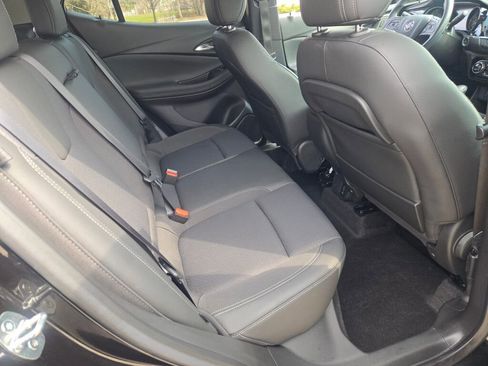 Used 2023 Buick Encore GX Select w/ Sport Touring Package image 10