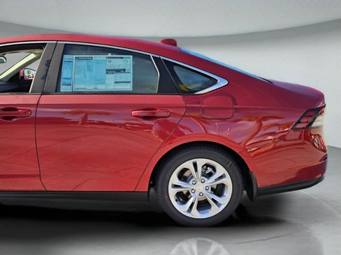 New 2025 Honda Accord LX image 32