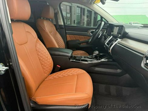 Used 2023 Kia Sorento SX Prestige image 42