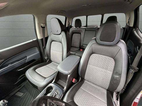 Used 2017 Chevrolet Colorado Z71 image 15