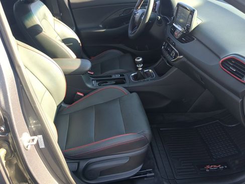 Used 2019 Hyundai Elantra GT N Line image 31