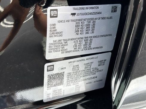 New 2025 GMC Sierra 1500 SLT w/ SLT Premium Plus Package image 22