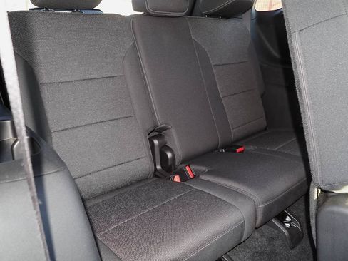 Used 2024 Chevrolet Traverse LS AWD/4WD image 19