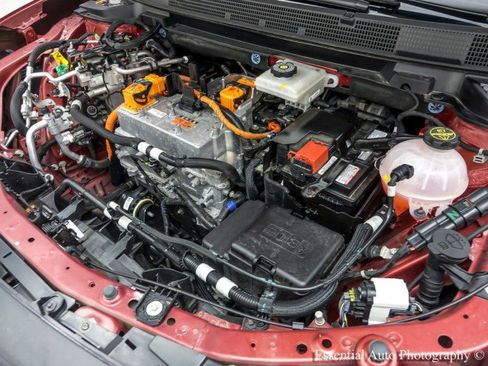 Used 2025 Chevrolet Equinox EV LT w/ Comfort Package image 33