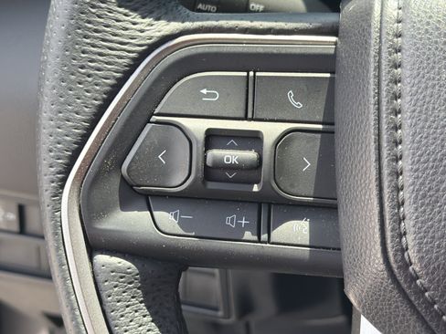 Certified 2025 Toyota Tundra Limited AWD/4WD image 20