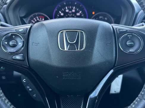 Used 2020 Honda HR-V Sport image 24