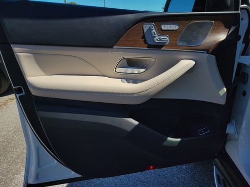 Used 2022 Mercedes-Benz GLS 450 GLS 450 image 21