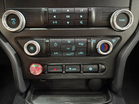 Used 2020 Ford Mustang GT w/ Black Accent Package RWD image 23