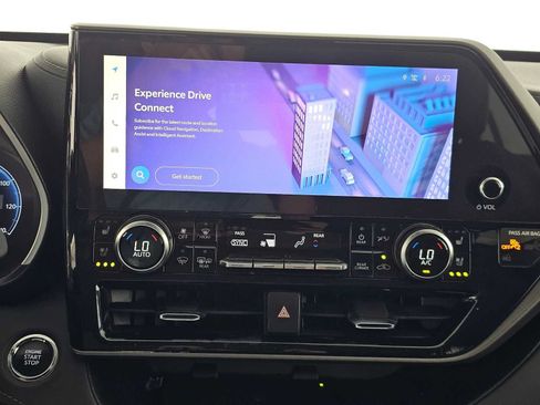 Used 2023 Toyota Highlander Limited FWD image 37