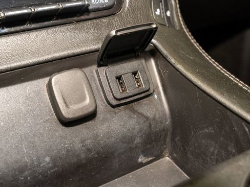 Used 2018 Chevrolet Tahoe LT image 18