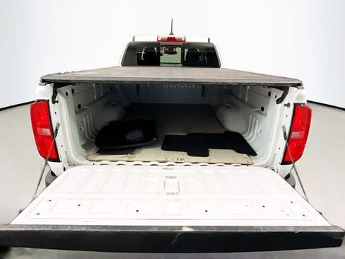 Used 2015 Chevrolet Colorado Z71 image 25