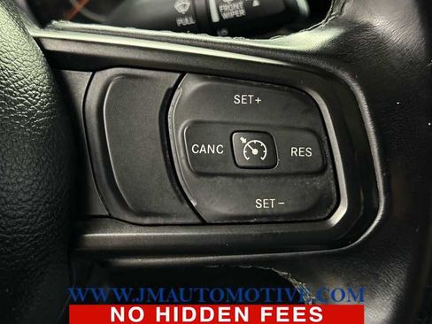 Used 2021 Jeep Gladiator Sport image 43