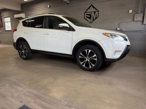 Used 2015 Toyota RAV4 Limited w/ Technology Package AWD/4WD image 4