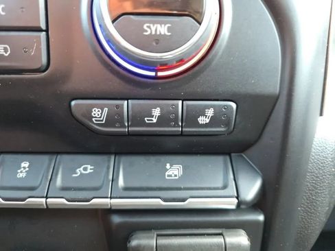 Used 2022 Chevrolet Silverado 2500 LTZ w/ LTZ Premium Package AWD/4WD image 31