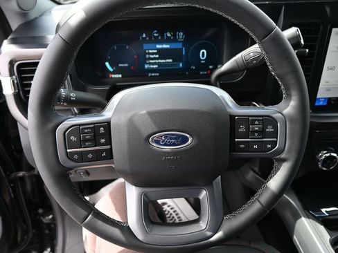 New 2026 Ford F250 Lariat w/ Black Appearance Package AWD/4WD image 33