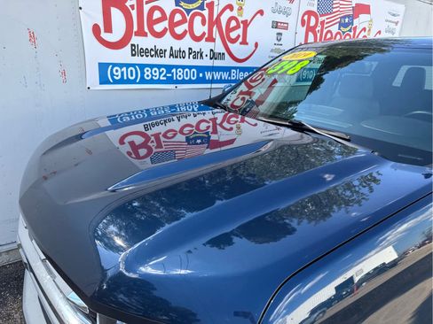 Used 2021 Chevrolet Silverado 1500 LTZ image 12