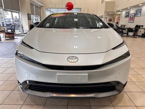 Certified 2025 Toyota Prius Limited image 8