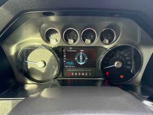 Used 2015 Ford F350 Platinum image 17