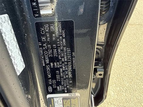 Used 2020 Kia Forte LXS image 29