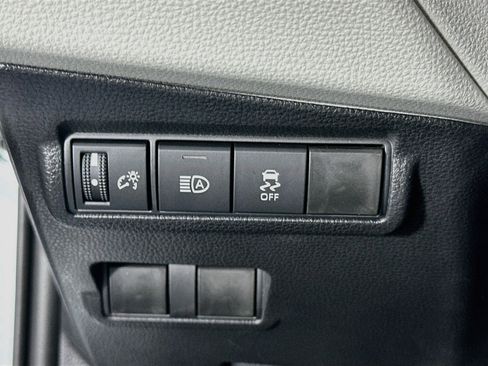 Used 2026 Toyota Corolla Cross L FWD image 16