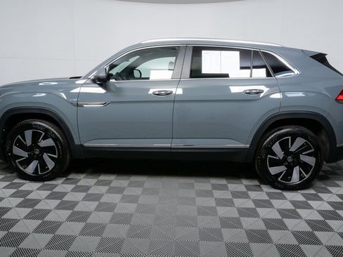 Certified 2025 Volkswagen Atlas Cross Sport SEL image 26