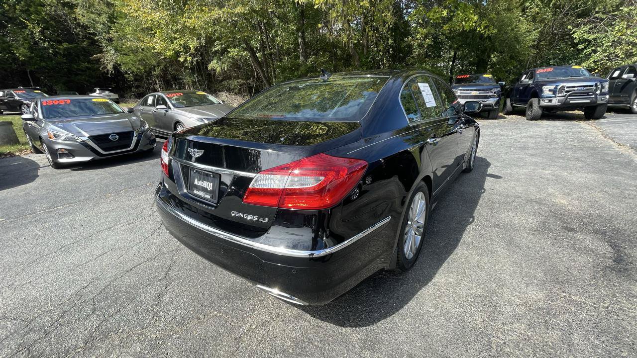 Used 2012 Hyundai Genesis 4.6 RWD image 8