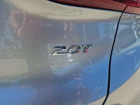 Used 2020 Hyundai Santa Fe Limited FWD image 6