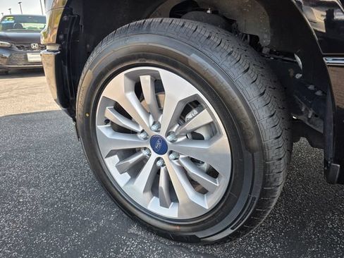 Used 2018 Ford F150 XL w/ Equipment Group 101A Mid AWD/4WD image 24