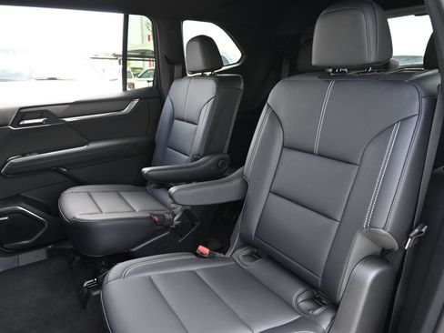New 2026 GMC Acadia Elevation w/ Black Edition FWD image 20