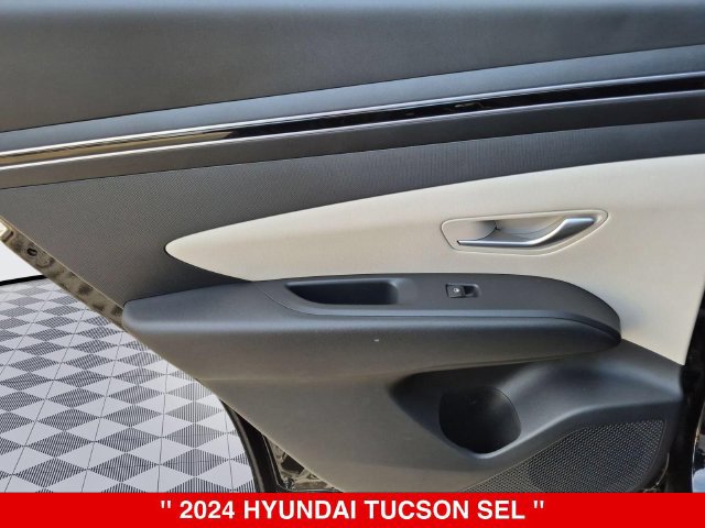 Used 2024 Hyundai Tucson SEL AWD/4WD image 28