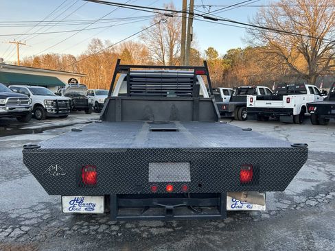 Used 2014 Ford F550 4x4 Crew Cab Super Duty image 7