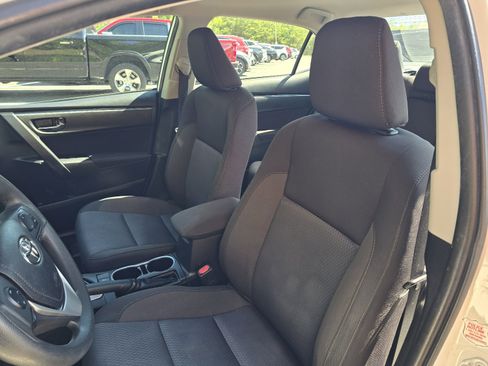 Used 2019 Toyota Corolla LE FWD image 12
