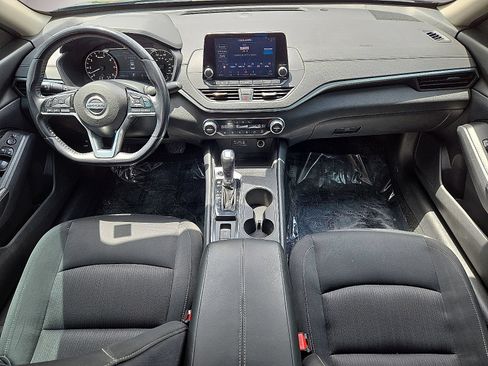 Used 2019 Nissan Altima 2.5 SV FWD image 17