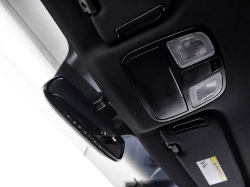 Used 2016 Hyundai Genesis Coupe 3.8 image 31