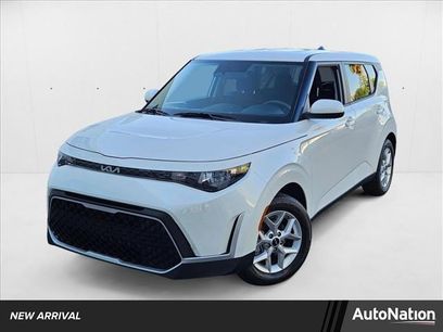 Used 2025 Kia Soul LX w/ Option Group 015